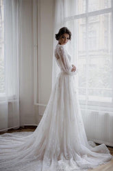 Beautiful A-line White Long Sleeves Lace Appliques Wedding Dress